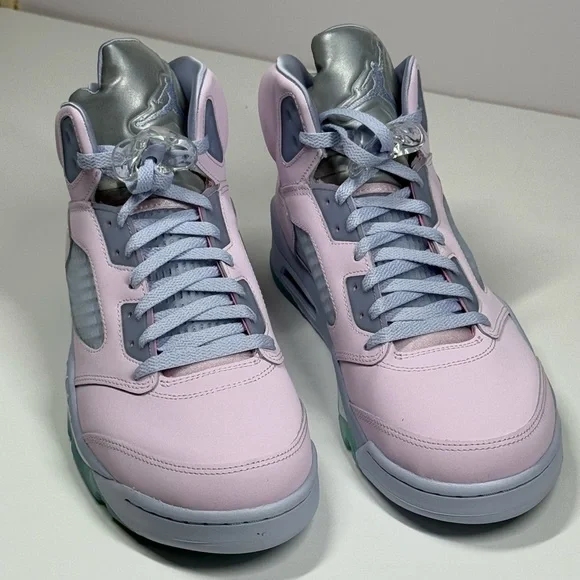 The Air Jordan 5 Easter (2022) - Picture 7 of 10